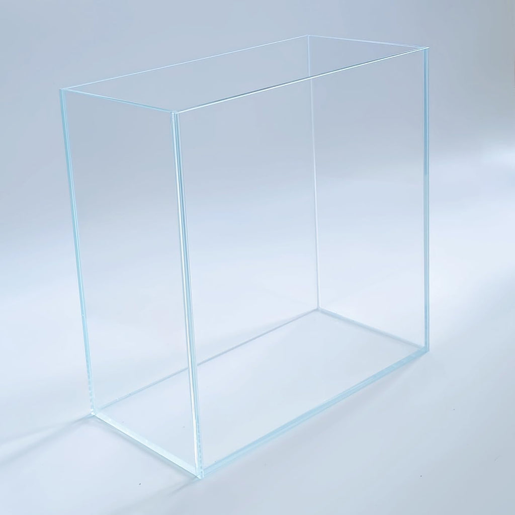 High-Clarity 3.5 Gallon Fish Tank 30 * 15 * 30CM - Low Iron Glass Aquarium with Space-Saving Thin & Narrow Designs | Includes Non-Slip Mat, Corner Guards + Decor | Ideal for Desktop/Bathroom