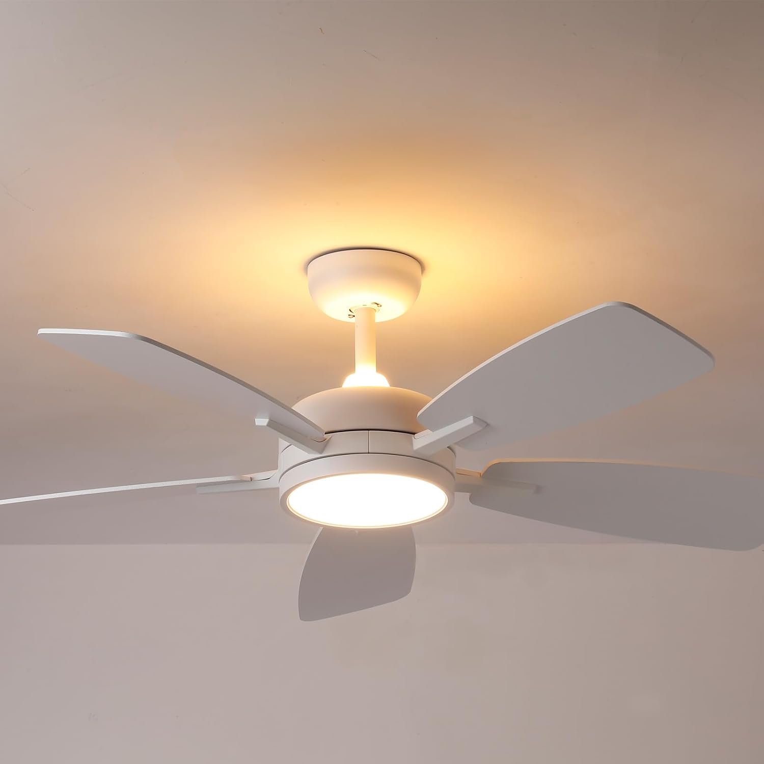 Roomratv Ceiling Fans with Lights,46 Inch,Remote Control,Night Light,Dimmable,Reversible,Noiseless,6 Speeds,Timer,White Modern Ceiling Fan for Living Room,Bedroom,Kitchens,Kis room,Outdoor Patio
