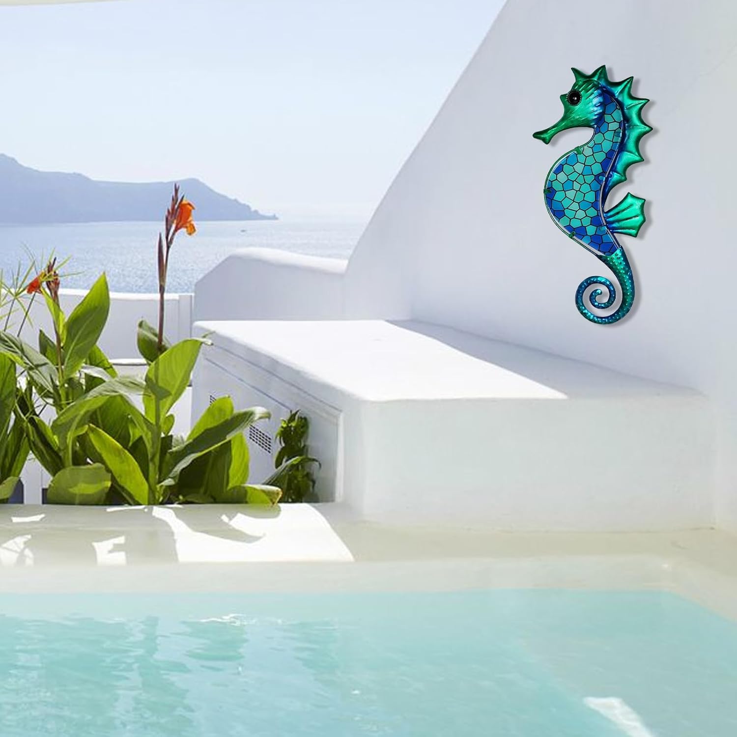 LIFFY Metal Seahorse Wall Art Mosaic Glass Ocean Wall Decor Coastal Sculpture Hanging Decoration for Home Garden Fence Pool Beach Bathroom