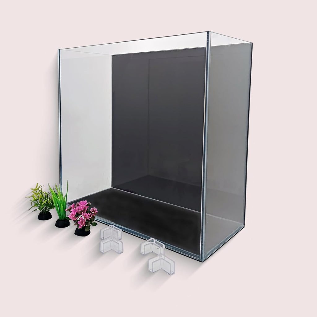 High-Clarity 3.5 Gallon Fish Tank 30 * 15 * 30CM - Low Iron Glass Aquarium with Space-Saving Thin & Narrow Designs | Includes Non-Slip Mat, Corner Guards + Decor | Ideal for Desktop/Bathroom