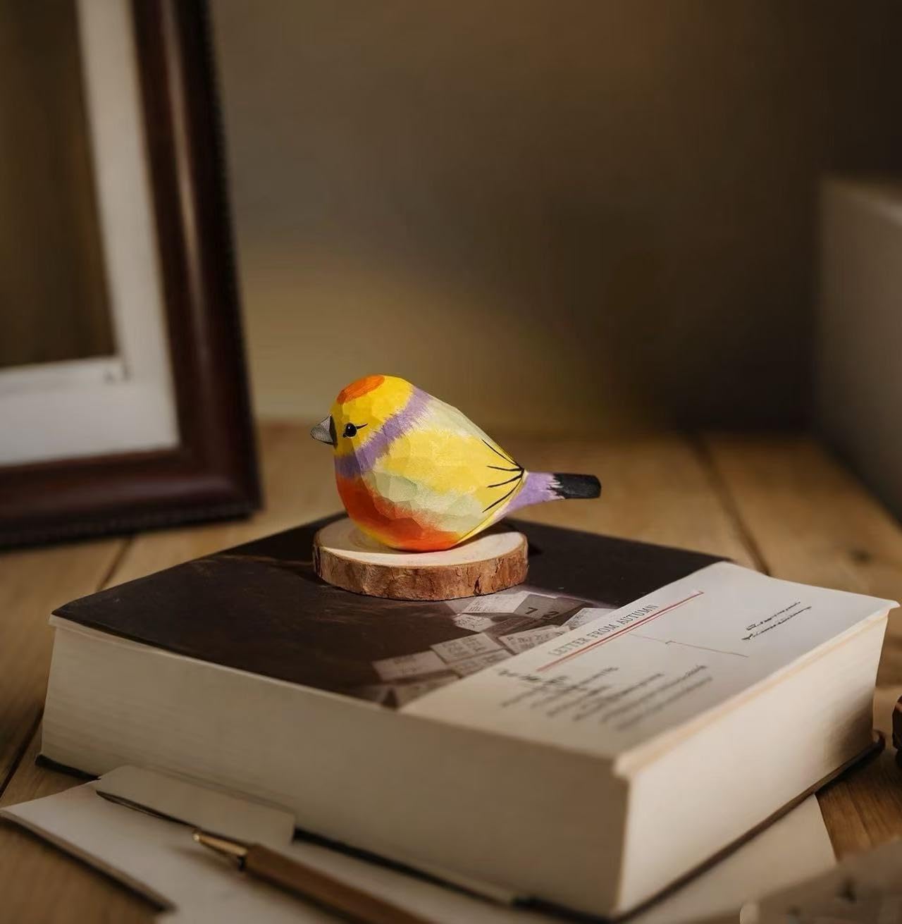 Small Handmade Leiothrix Figurines, Wooden Lovebird Sculpture Craft Set, Cute Colorful Bird Statues Home Home & Office Decor Art Collection, Ideal Gifts for Bird Lovers