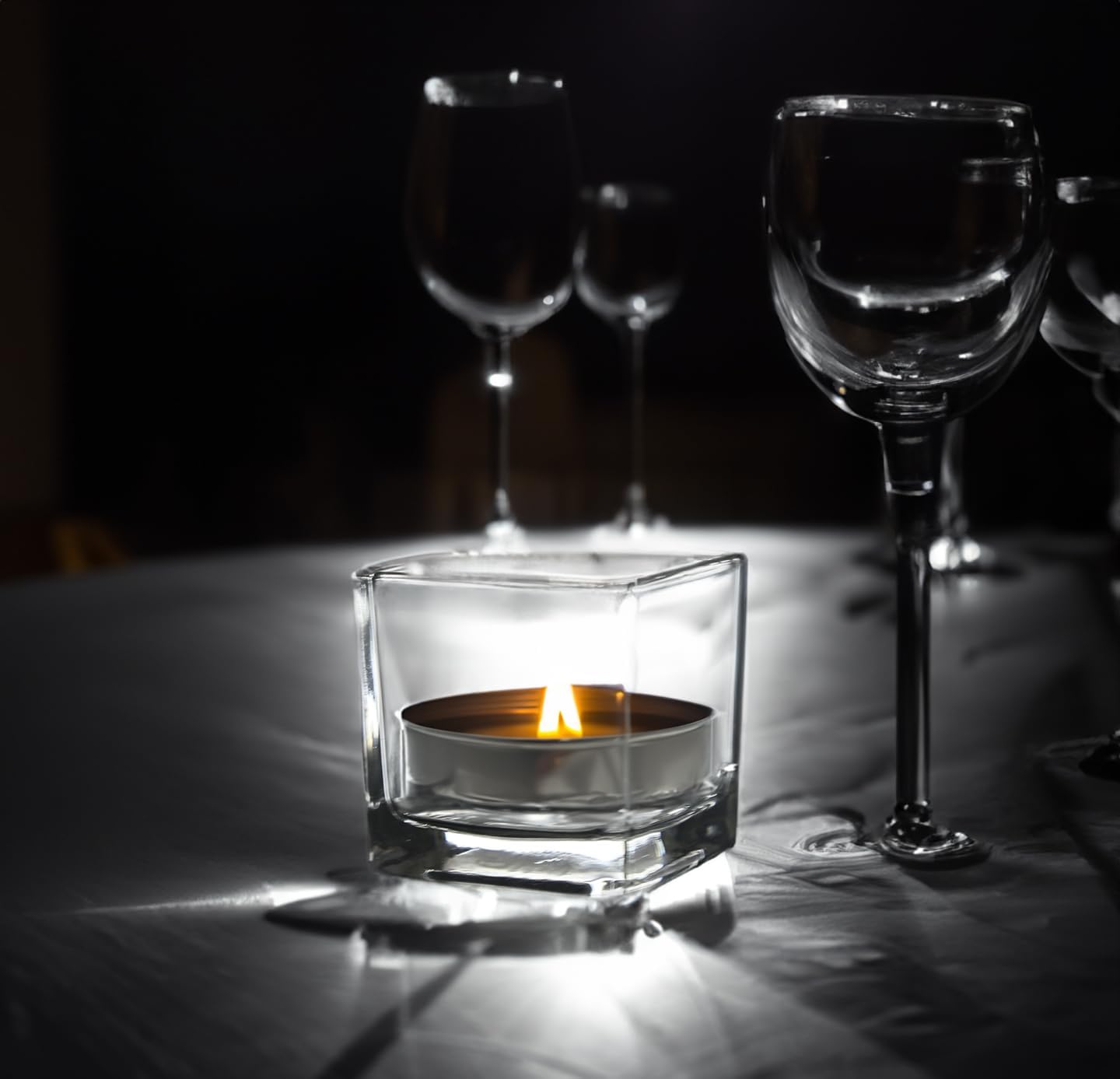 WGVI Clear Square Glass Tea Light Votive Candle Holder, Width 2", Height 2", Small Cube CandleHolders Container Dish Terrarium Tabletop Ambient Decor, 1 Pieces