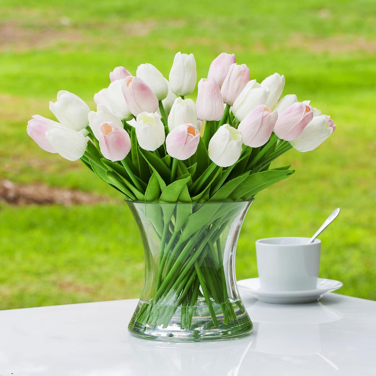 Enova Floral Unique Bouquet Vase, 5.5" W 6" H, Clear Short Hurricane Concaved Glass Flowers Vase for Home Wedding Event Decor (1 Piece)