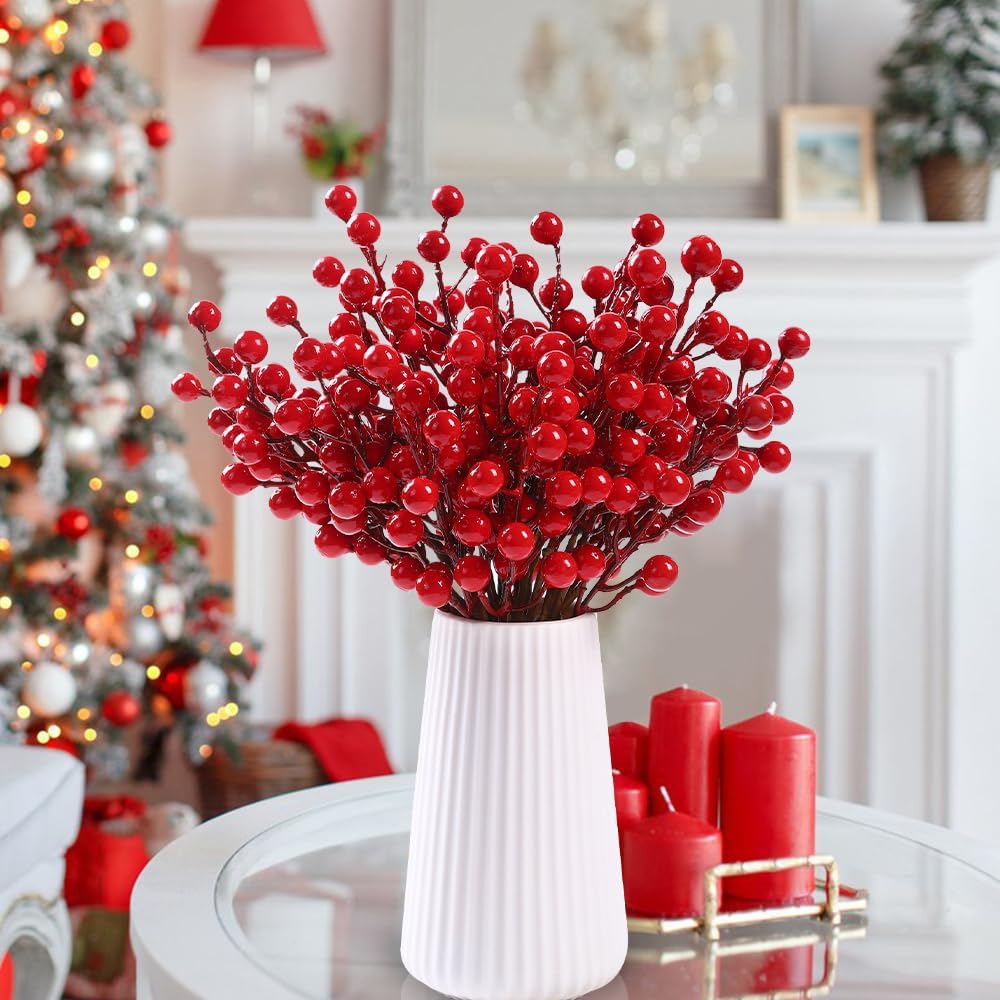32 Pack Artificial Red Berry Stems, Christmas Red Berries Picks Holly Berry Branches for Christmas Tree Ornaments Xmas Wreath DIY Crafts Winter Holiday Home Decoration