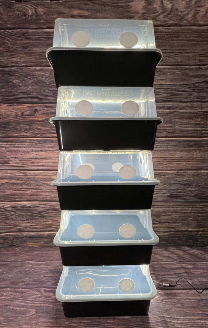 Grower's Select 66Q Large Mushroom Monotub Fruiting Chamber with Filter Disks and Liner