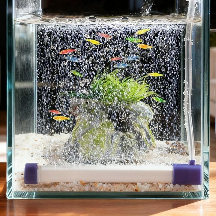 Aquarium Bubbler Fish Tank Bubble Wall with Ultra Fine Bubbles, Self-Sinking Air Stone Strip, Quiet High Oxygen Diffuser Decorations for Freshwater & Saltwater Aquariums（5.9inch）
