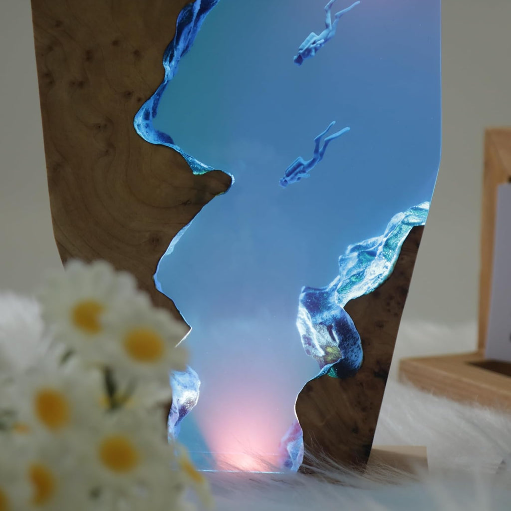 Epoxy Resin Lamp, Ocean Night Light,Artistry Home Decor Bedside Nightlight, Unique Resin Lighting, Nightstand Decorations for Bedroom, Suitable for Holidays(Two Divers)