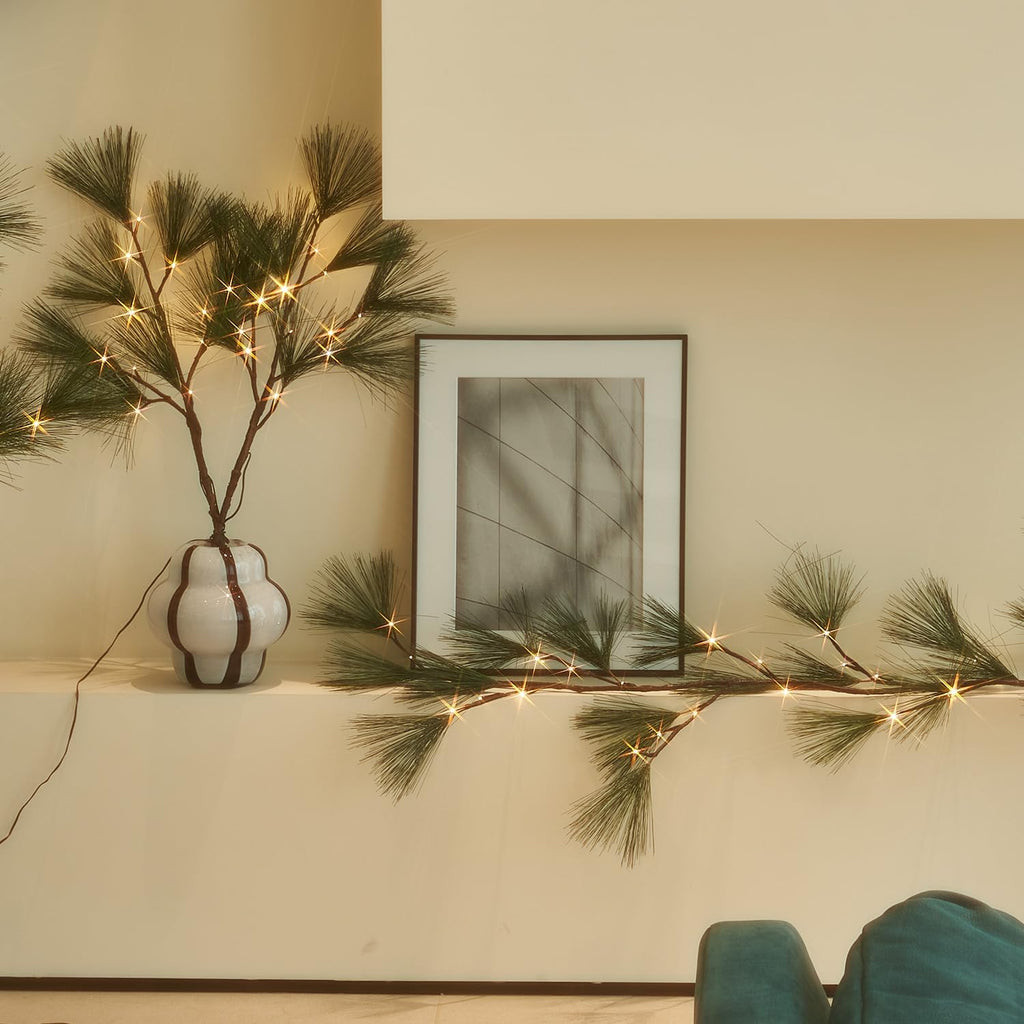 Fudios Lighted Christmas Pine Garland with Timer 6 FT Battery Operated or USB Plug, Artificial Greenery Garland Lights Home Holiday Fireplace Mantle Decor