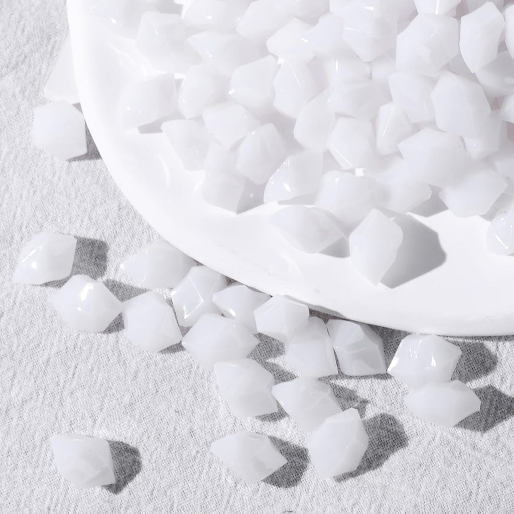 DomeStar 150PCS Fake Ice, White Acrylic Fake Diamonds Vase Filler Plastic Gems Crushed Ice Rocks for Home Table Decorations