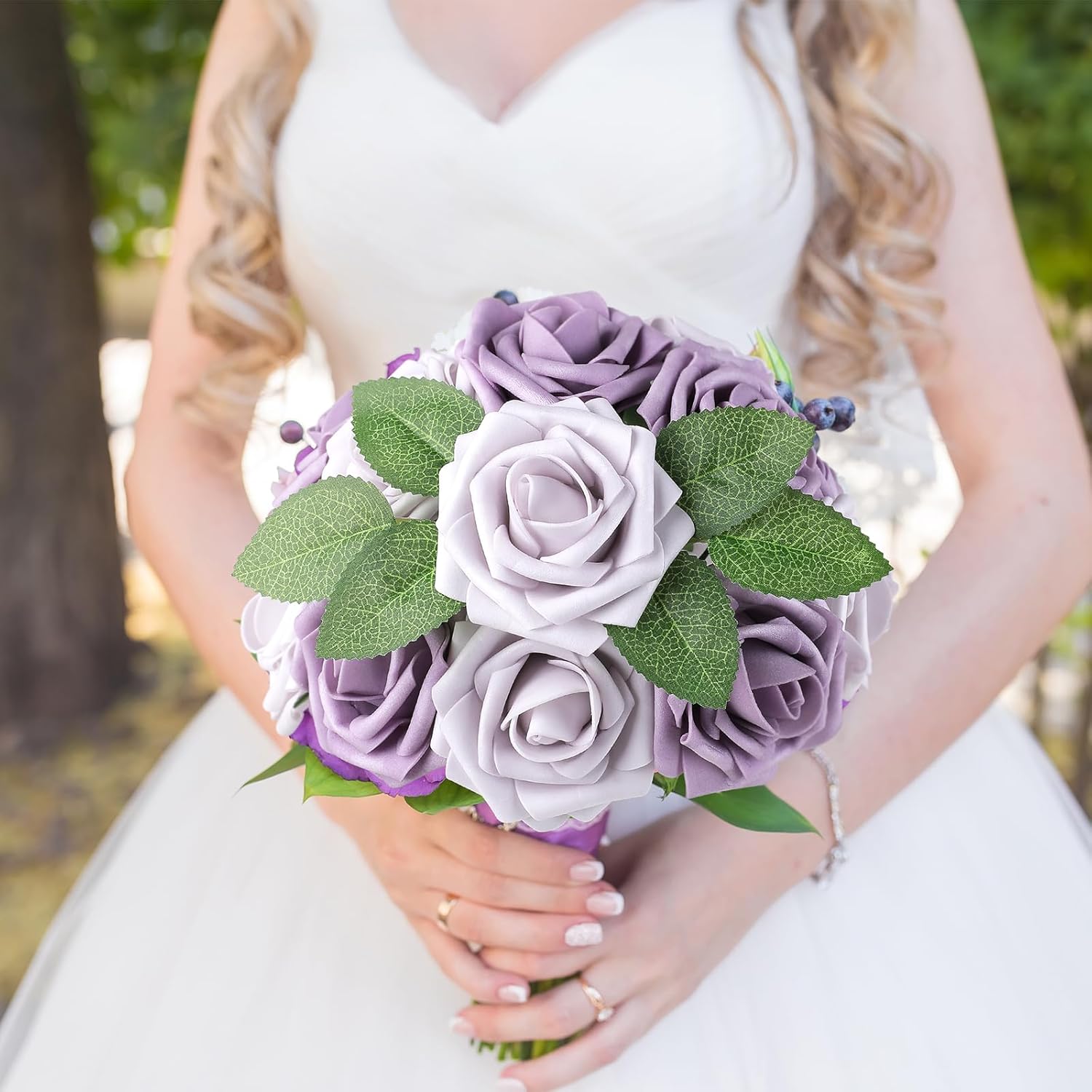 AmyHomie 25pcs Real Looking Artificial Pale Lavender Roses w/Stem for DIY Wedding Bouquets Centerpieces Arrangements Party Baby Shower Valentines Day Christmas Tree Decorations