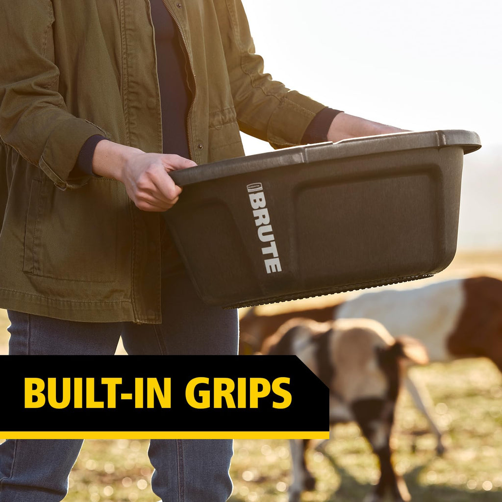 Rubbermaid Commercial Products Brute 6-Gallon Animal Pan Feeder, RigidCell Construction, Stackable Livestock Feed Bowl, Made in USA