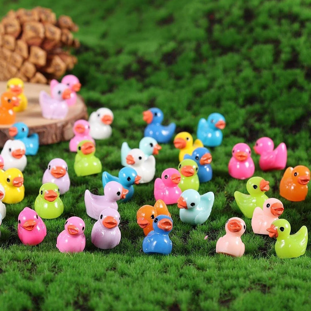 110 Pieces Mini Resin Ducks Tiny Duck Miniature Figures Charms Ornament Potted Garden for Party, DIY Micro Landscape Decorations, Aquarium Ornaments