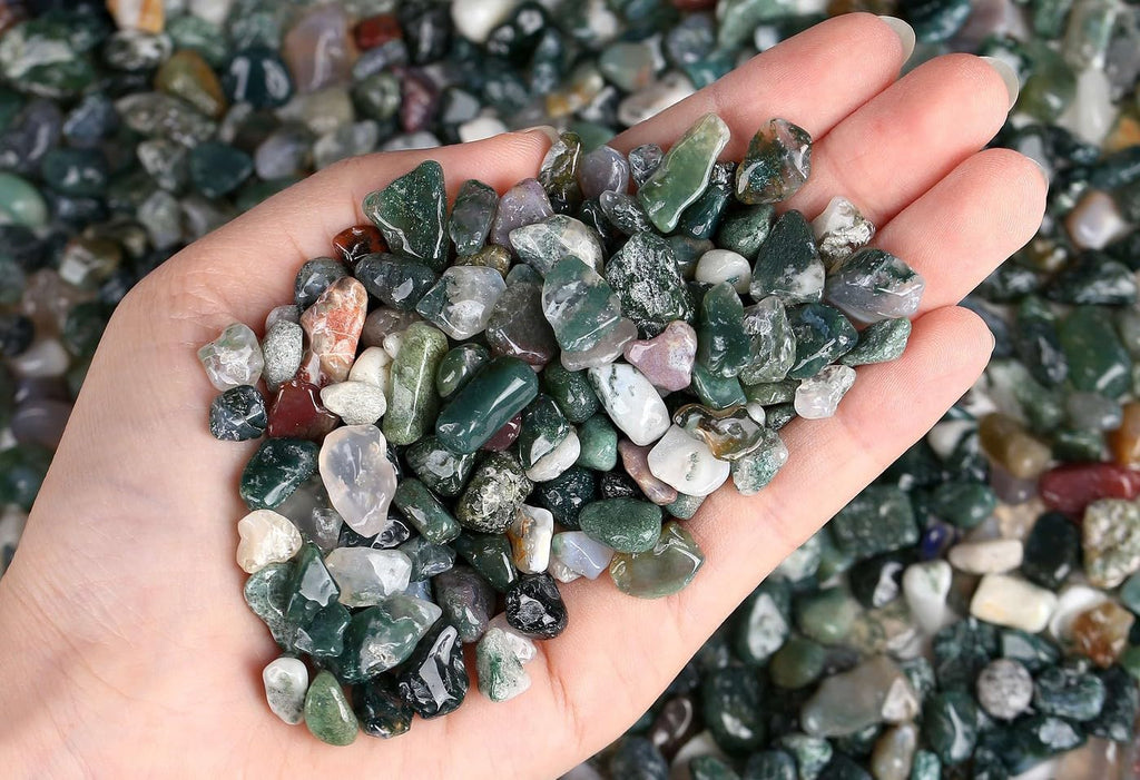 LAIDANLA Aquatic Agate Crushed Stone Crystal Chips Bulk Natural Gemstones Healing Reiki Crystals Mini Quartz Vase Filler Aquarium Gravel 100g