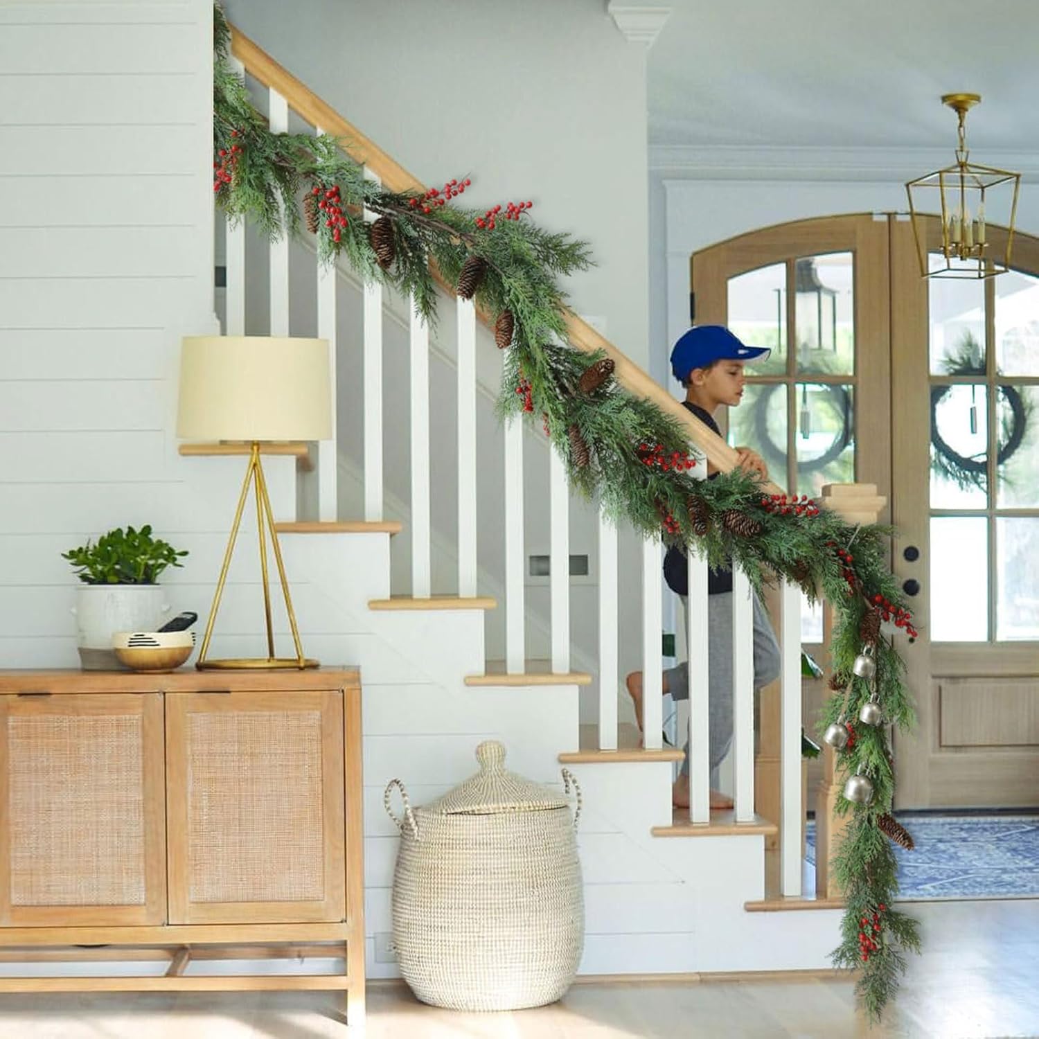 MIZII Christmas Garlands 6FT Artificial Pine Garland with Pinecone Berries Greenery Garland Christmas Decorations for Xmas Fireplace Mantle Home Decor Indoor Outdoor (Garland-6FT)