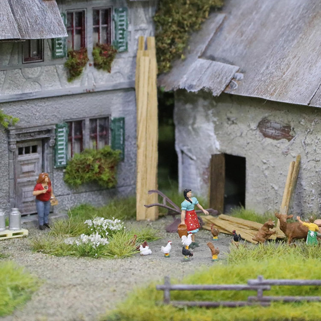 Warmtree 20 Pcs Static Grass Bushy Tufts Lowland Shrubs Scenery DIY Miniature for Train Landscape Railroad Scenery Sand Military Layout Model War Gaming Terrain (Autumn Green)