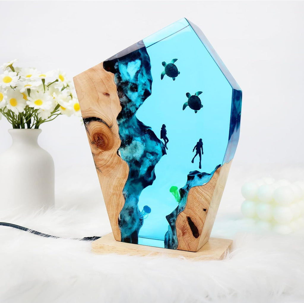 Epoxy Resin Sea Turtle Lamp, Diver Ocean Lamp,Handmade Home Decor Bedside Nightlight, Unique Resin Lighting, Nightstand Decorations for Bedroom, Suitable for Holidays(Sea Turtles & Divers)