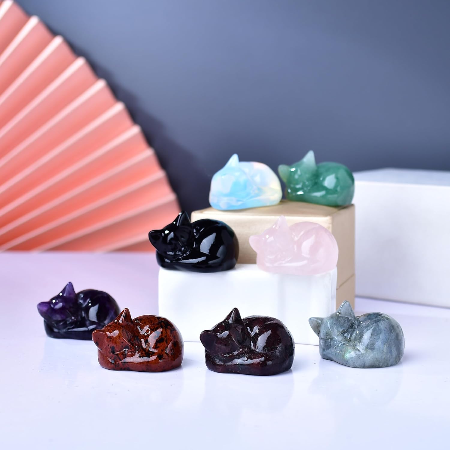 Natural Garnet Cat Crystals Decor Sleeping Cat Statue Healing Crystal Polished Gemstones Bedroom Office Desk Home Decoration A Lucky Decoration