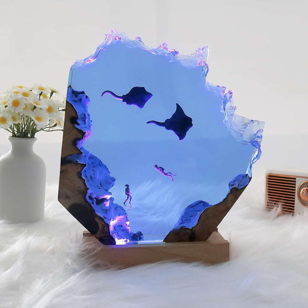 Epoxy Resin Lamp, Ocean Night Light,Artistry Home Decor Bedside Nightlight, Unique Resin Lighting, Nightstand Decorations for Bedroom, Suitable for Holidays(Delifish & Divers)