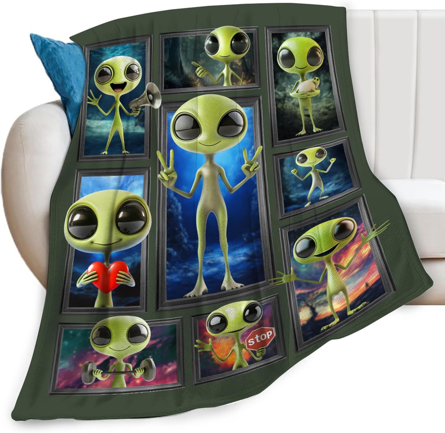 Alien Throw Blanket Space Print Throw Blankets Gifts for Couch Sofa Bed Stuff Decor Lightweight Soft Cozy Fleece Plush Warm Flannel Bedding for Lover Men Women Boys Girls 40"x50"