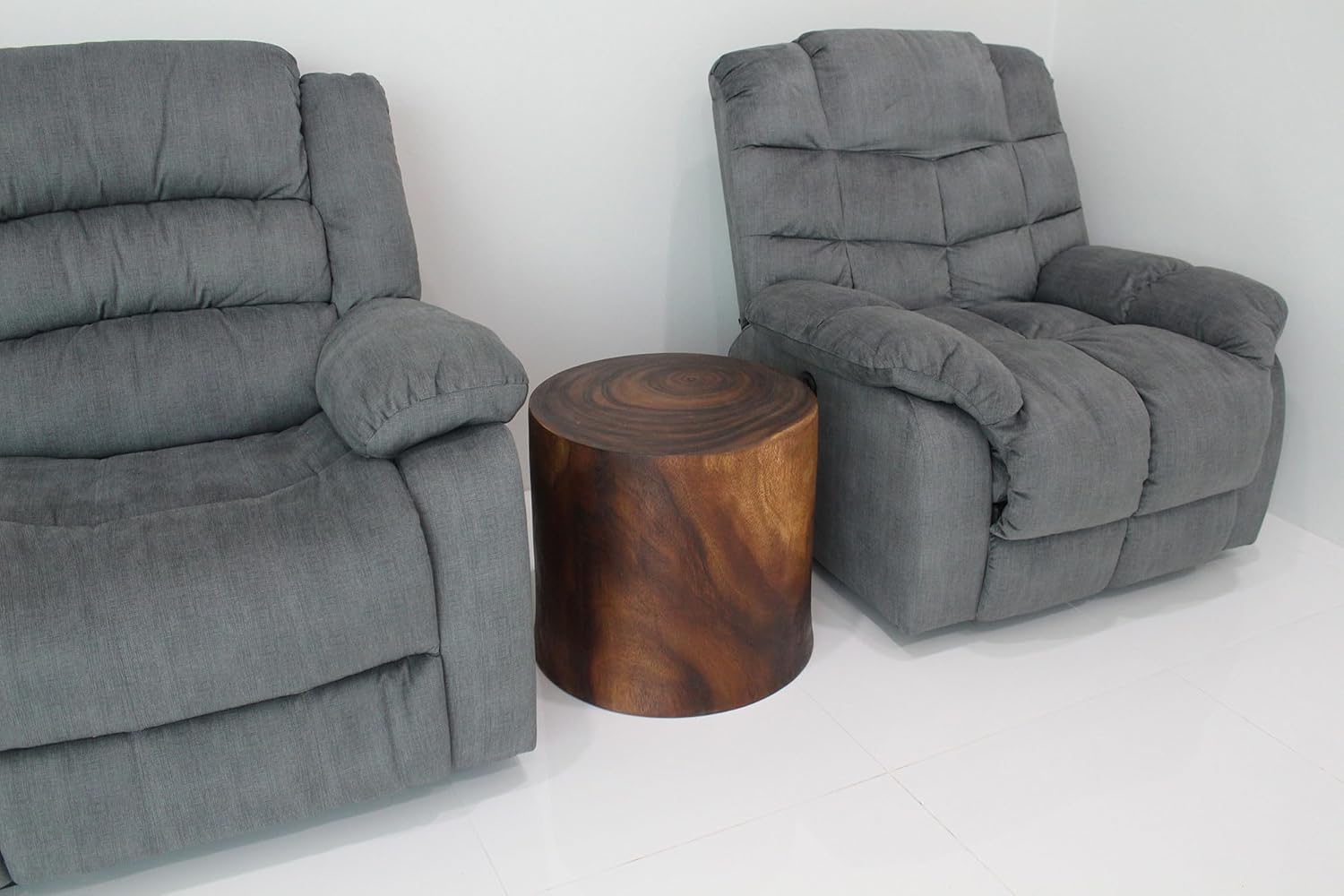 Haussmann® MP Stump ET 19 in D Top x 20 in D Base x 18 in H Walnut