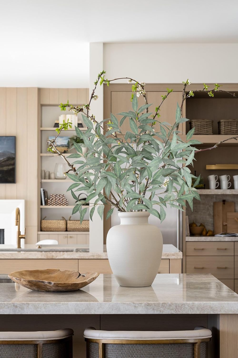 Briful Set of 6 Faux Eucalyptus Stems 39.5 '' Long Stem Artificial Branches for Vase Round Year Greenery Stems Realistic Gray Eucalyptus Leaf Sprays for Home Decor Indoor Party Wedding