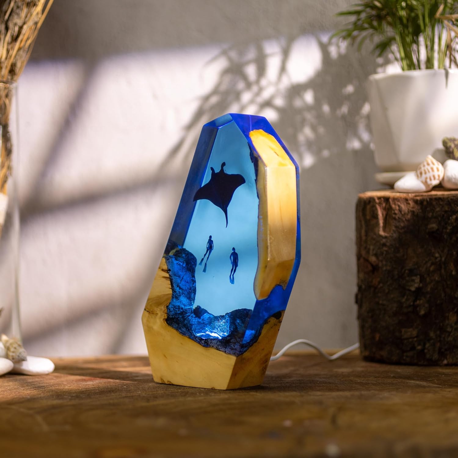 Ocean Resin Lamp – Marine Life Night Light with 16 Color LED, USB Powered Whale Shark & Turtle Desk Lamp with Wooden Base & Remote,Handmade Gift for Christmas, New Year