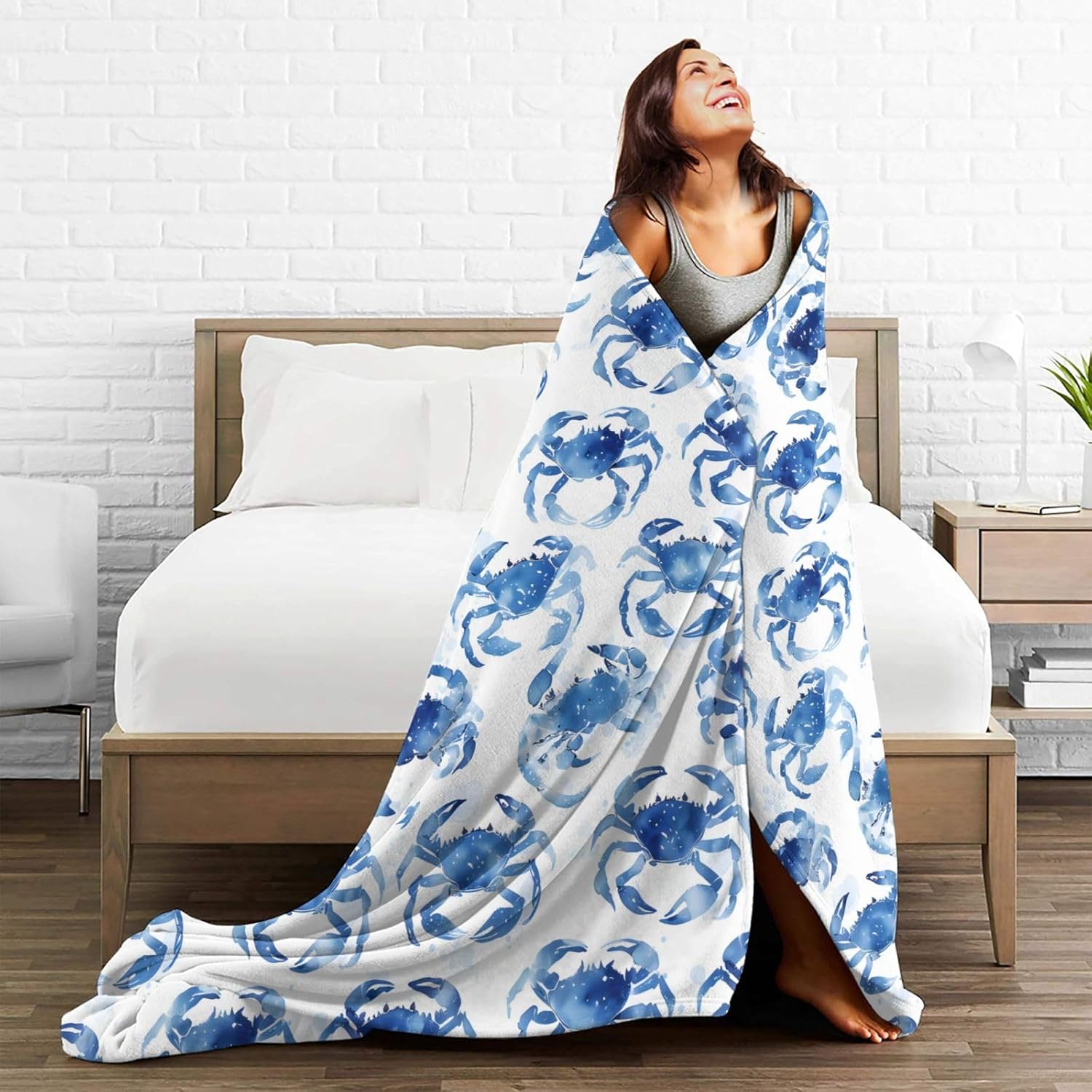 Crab Throw Blanket Nautical Ocean Beach Coastal Print Throw Blankets Gifts for Couch Sofa Bed Stuff Decor Lightweight Soft Cozy Fleece Plush Warm Flannel Bedding for Lover Men Women 50"x60"