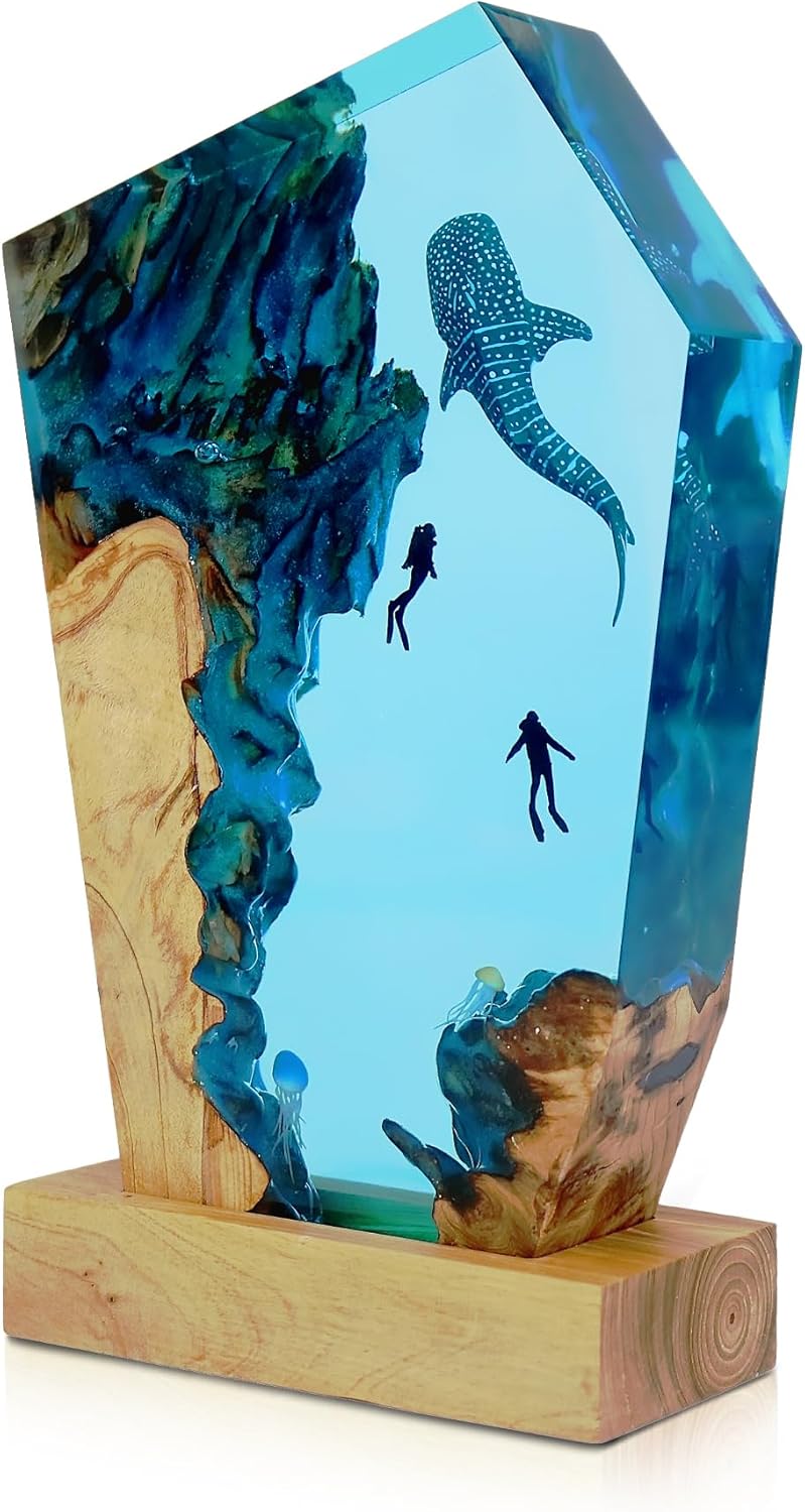 Epoxy Resin Lamp, Ocean Night Light,Artistry Home Decor Bedside Nightlight, Unique Resin Lighting, Nightstand Decorations for Bedroom, Suitable for Holidays（Whale Shark）