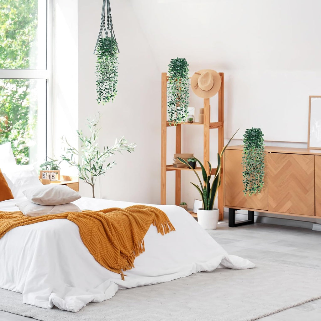 Artificial Hanging Eucalyptus Plants，Fake Plant Eucalyptus Small Decor Faux Hanging Vine Plants Wall Greenery for New Home Decoration，for Floating Shelf Indoor Outdoor Pack of 3