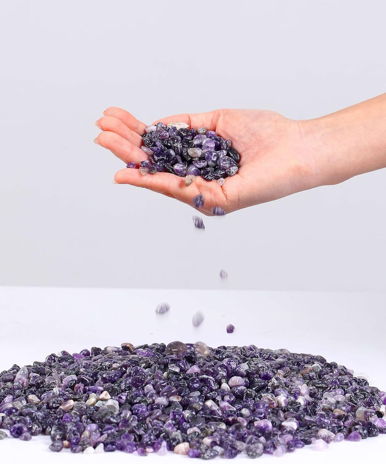 Amethyst 1lb/15.87oz Outdoor Decorative Tumbled Gravel Crystals Chip Polished Bulk Natural Gem Aquarium Gravel Rocks Pebbles Fish Tank Gravel Vase Filler Succulents Terrarium Supplies