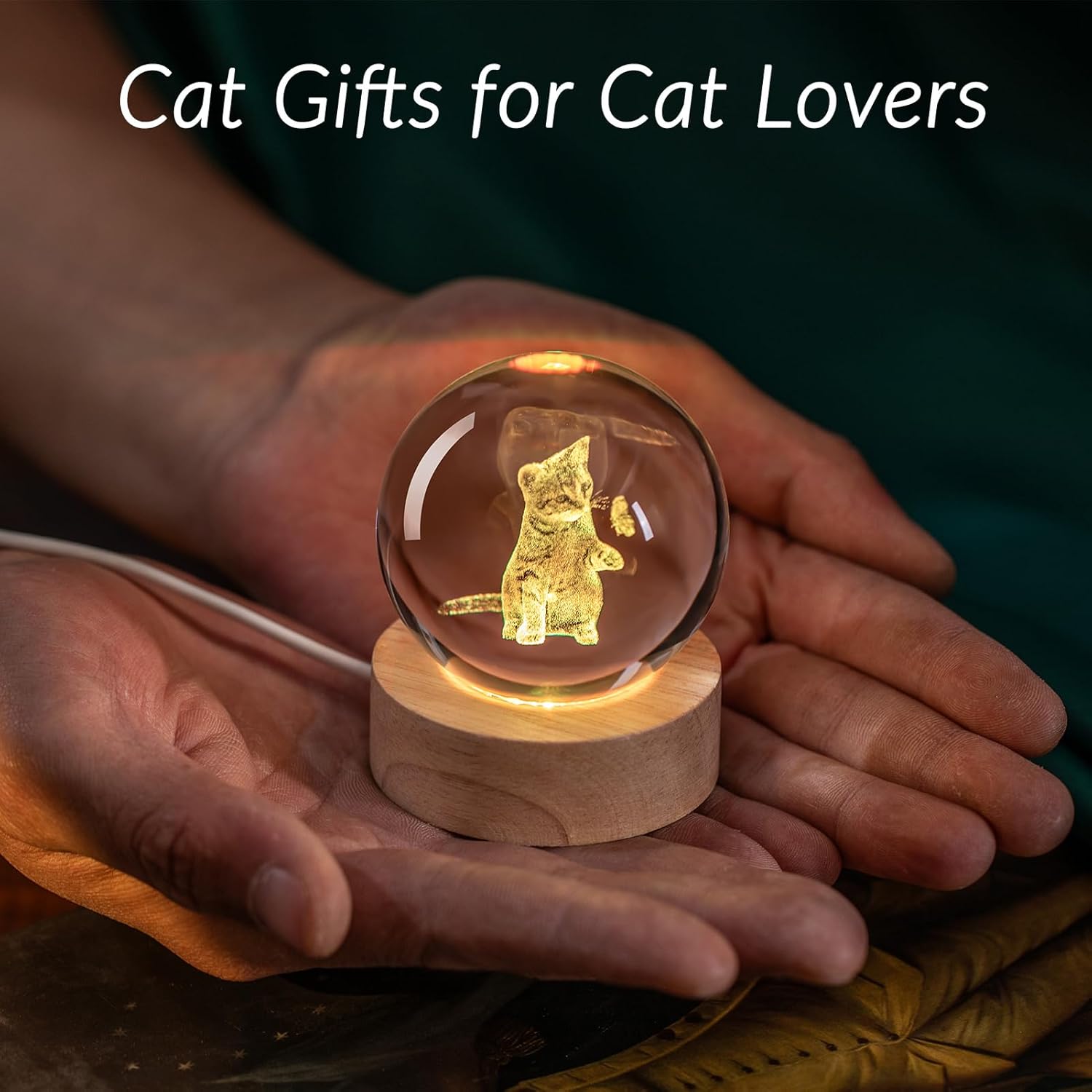 IFOLAINA 3D Cat Crystal Ball Gifts Ideas for Girlfriend Wife Mom Couple Her Cat Lovers Presents for Women Birthday Decorative Crystal Sphere Decor Lamp