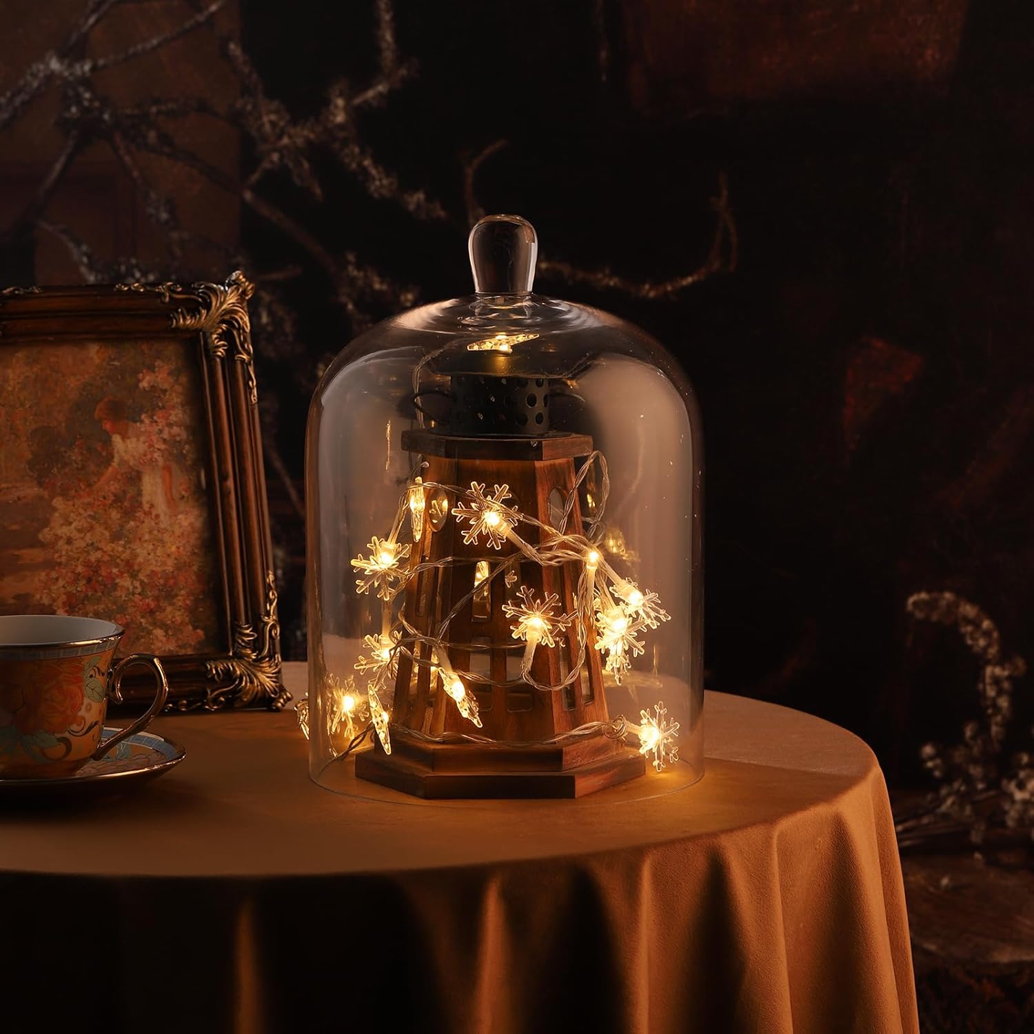 10" Tall Large Handmade Sturdy Glass Cloche, Dia 7.3" H 10.6", For Terrarium, Plants, Trinkets, Cakes, Figurines, LED Light String, Candle. Cloche Glass Dome, Bell Jar Display Case (1, 7.5 * 10.6")
