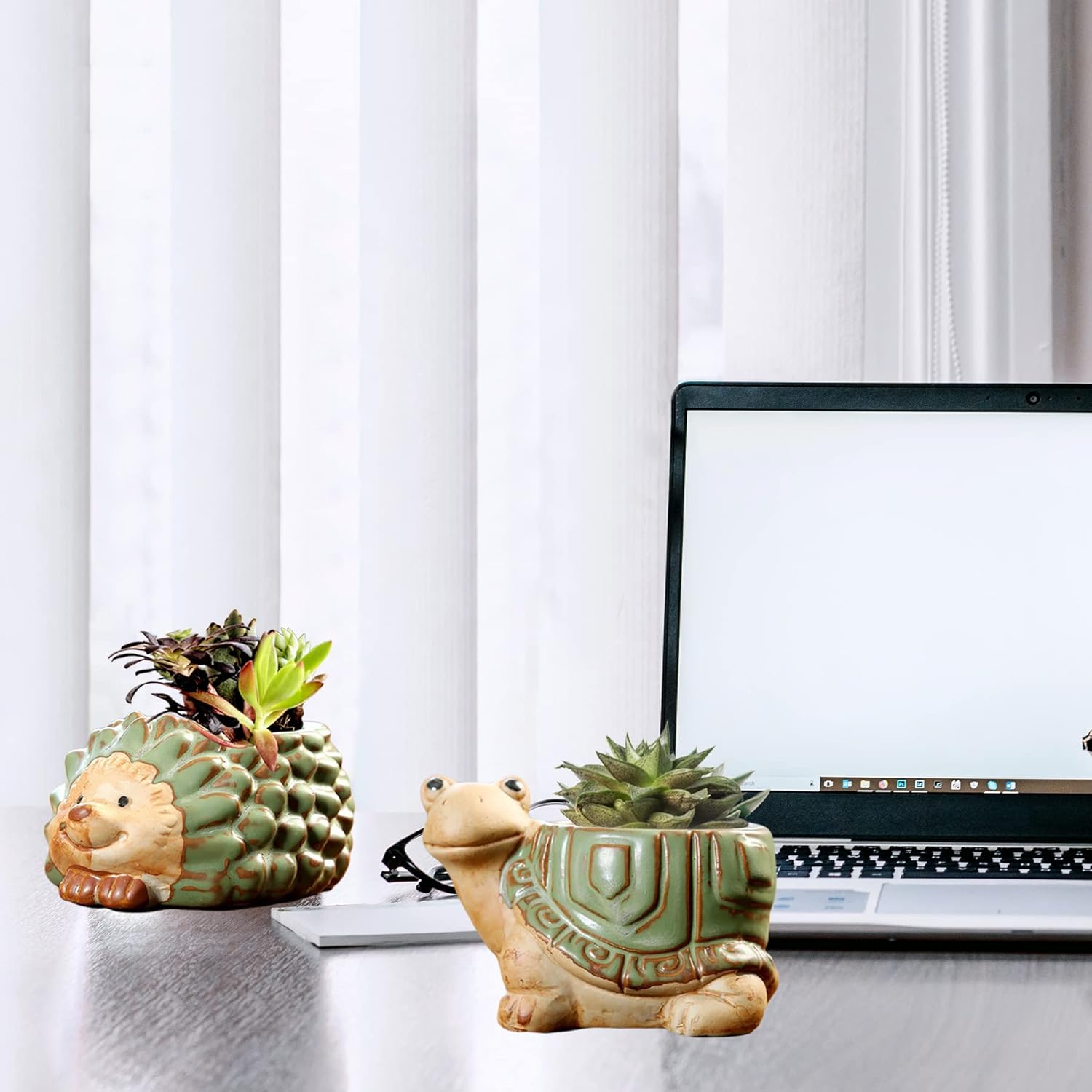 DIYOMR Small Ceramic Planter Pot, 4.3" Vintage Bronze Animal Planters Ceramic Flowerpot Succulent Pots Cactus Pot for Office Home Desktop Decor - Plants Not Included (Turtle Pot)