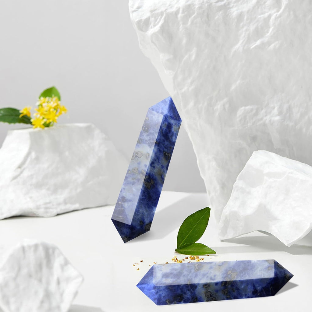 YATOJUZI 3.5" Blue Solidate Healing Crystals Wand Natural Crystals and Healing Stones Large Hexagonal Blue Solidate Crystal Points for Meditation Divination Reiki Energy Balancing 1PCS