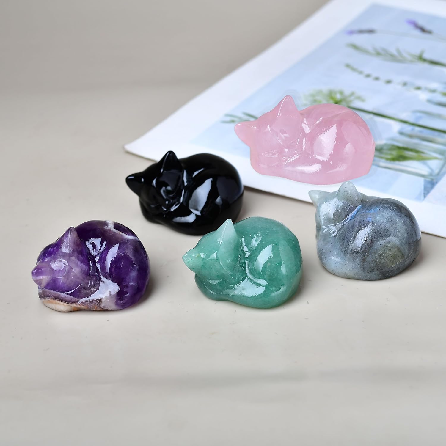 Natural Green Aventurine Cat Crystals Decor Sleeping Cat Statue Healing Crystal Polished Gemstones Bedroom Office Desk Home Decoration A Lucky Decoration for Cat Lovers