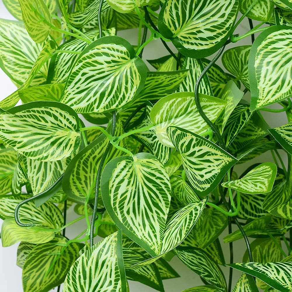 Artificial Hanging Plants 2pcs Fake Hanging Plant Artificial Faux Plant Outdoor UV Resistant Plastic Plants (Green)