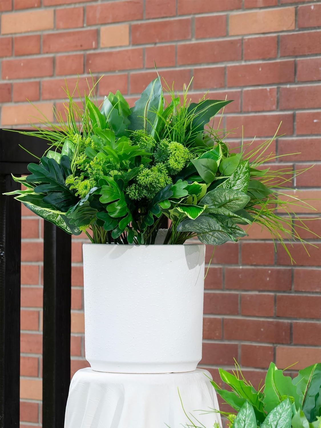 8 Bundles Artificial Plants Outdoor, Faux Bushes Plastic Fake Greenery Stems Shrubs UV Resistant for,Suitable for Porch Planting, Home Decoration, Windows, patios, Gardens, All Seasons.