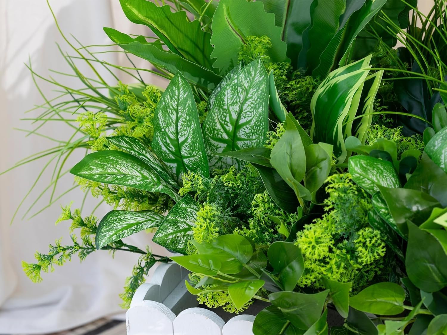8 Bundles Artificial Plants Outdoor, Faux Bushes Plastic Fake Greenery Stems Shrubs UV Resistant for,Suitable for Porch Planting, Home Decoration, Windows, patios, Gardens, All Seasons.