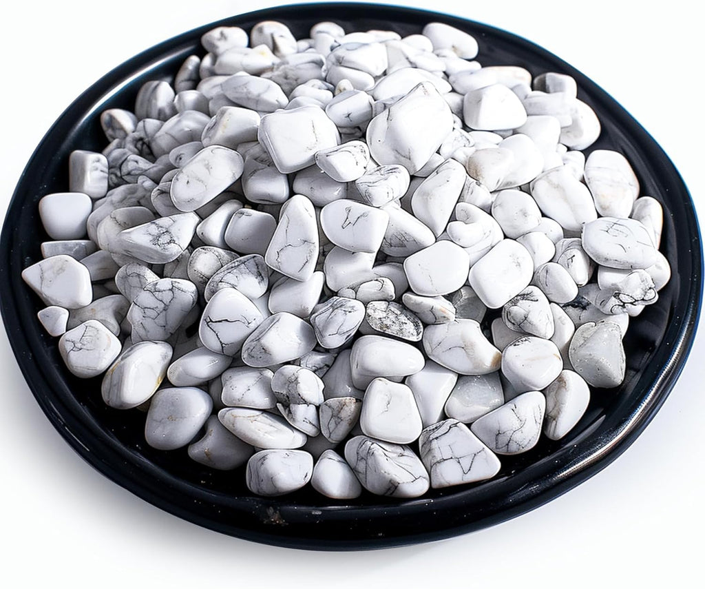 Polished Howlite Crystal Chips 200 Pcs - 0.3" 10 oz Tumbled Stone Chips Crushed Sea Glass Stones Healing Reiki Crystal Jewelry Making Home Decoration