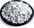 Polished Howlite Crystal Chips 200 Pcs - 0.3" 10 oz Tumbled Stone Chips Crushed Sea Glass Stones Healing Reiki Crystal Jewelry Making Home Decoration
