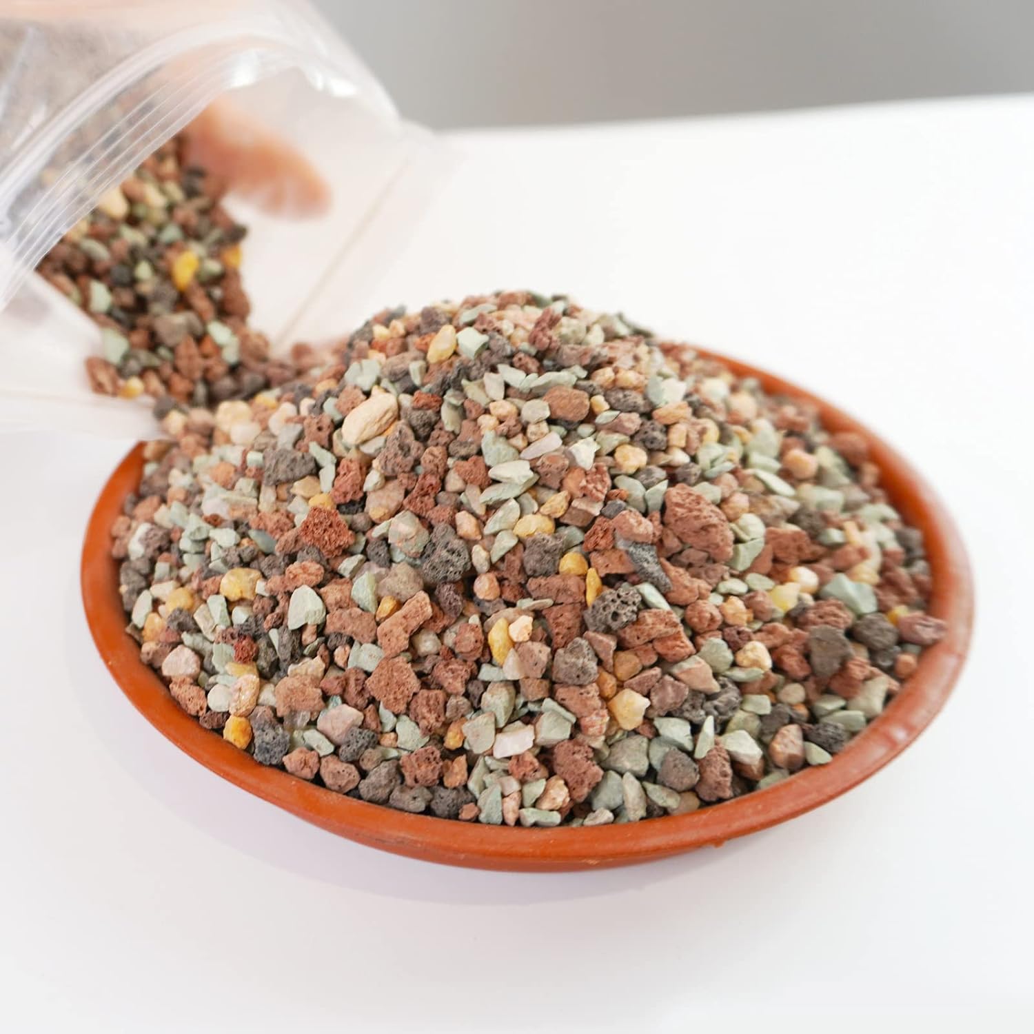 Color Lava Rocks Horticultural Potting Soil Mix Gritty Pebbles Pumice Volcanic Rock for Succulent Cactus Bonsai Top Dressing 2.8Lbs