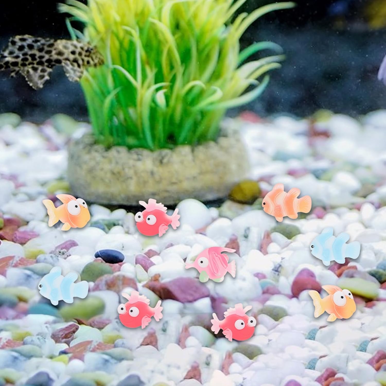 LOGOFUN 200pcs Mini Resin Ocean Animal Figurines Sea Creatures Aquarium Decor Micro Landscape Fairy Garden Accessories