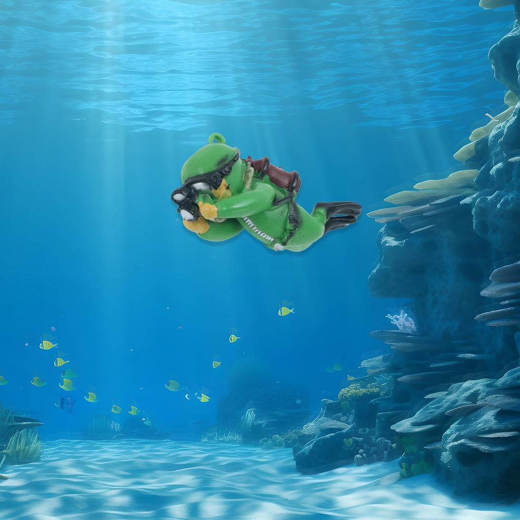 Diver Aquarium Decorations, Floating Diver Fish Tank Decorations, Floating Cartoon Diver Decor, Fun Floating Fish Decoration, PVC Diver Decor, Green, 1 Set