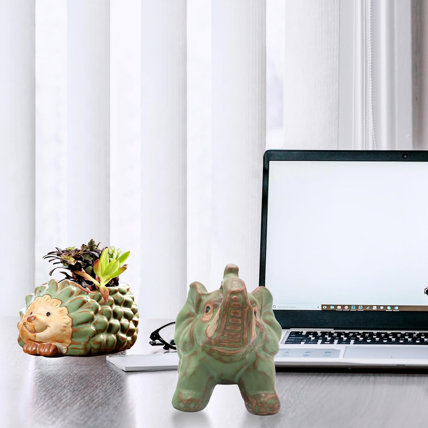 DIYOMR Small Ceramic Planter Pot, 4.3" Vintage Bronze Animal Planters Ceramic Flowerpot Succulent Pots Cactus Pot for Office Home Desktop Decor - Plants Not Included (Pleasant Elephant)