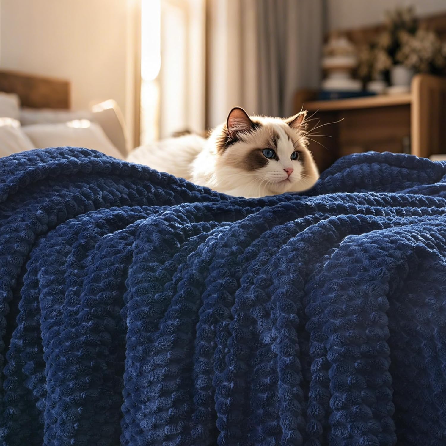 PHF Ultra Soft Flannel Fleece Blanket Twin Size, Lightweight 3D Jacquard Fleece Blanket, No Shedding, No Pilling, Luxury 340GSM Aesthetic Fluffy Cozy Bedding for Bed Room Decor, 66"x90", Navy Blue