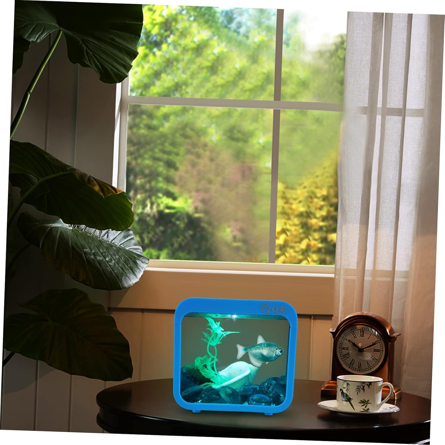 Transparent Mini Fish Tank with Led Light Creative Betta Fish Bowl for Desktop Decor Small Aquarium for Home Office Bedroom Easy to Clean and Detachable Betta Tank with 5 Color Changing Lights