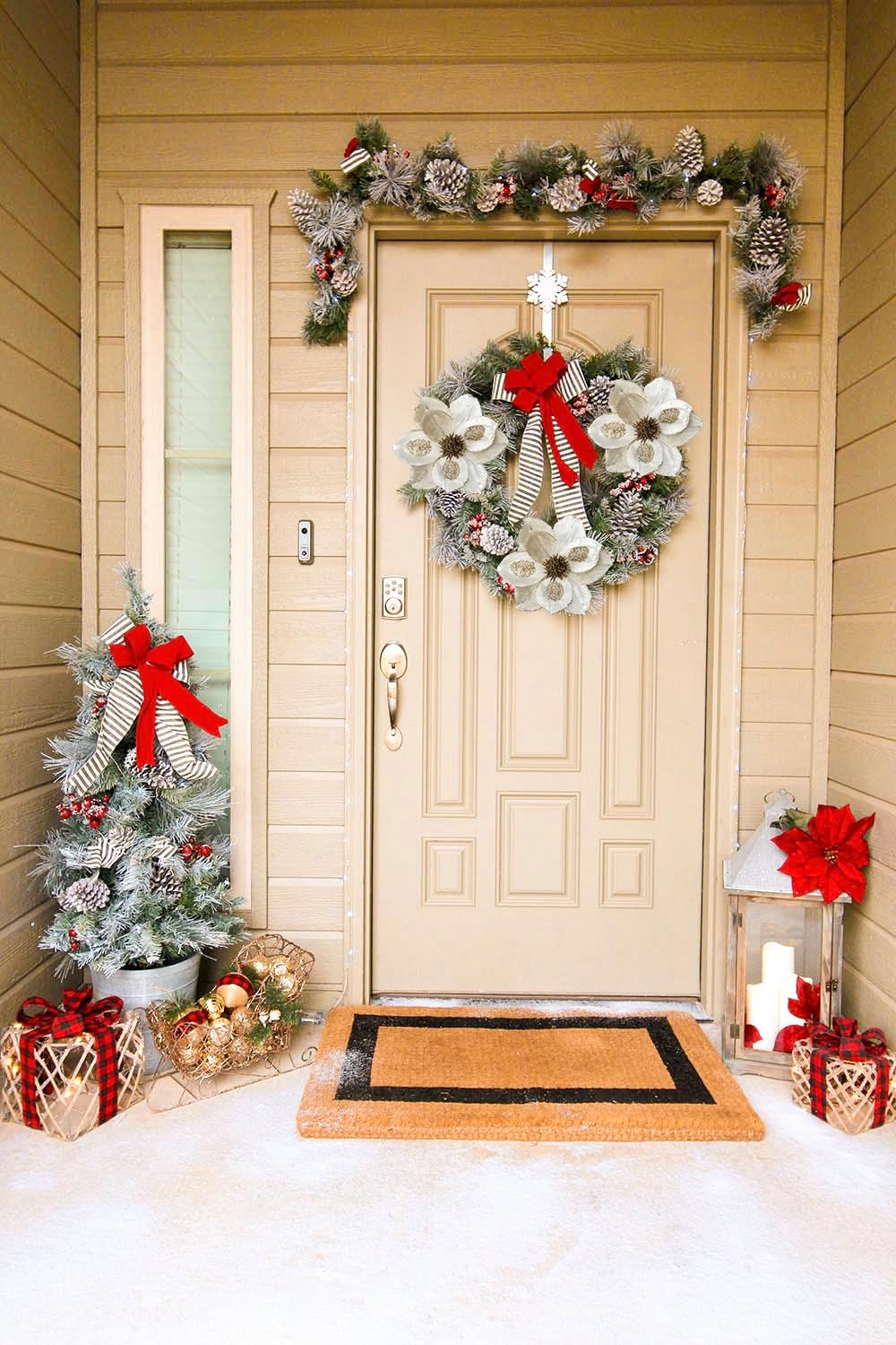 Briful 10’’ Large Heads Christmas Glitter Magnolia Flowers Christmas Tree Ornaments Set of 3 Artificial Flowers with Picks Stems for Xmas Tree Holiday Decorations, White Gold