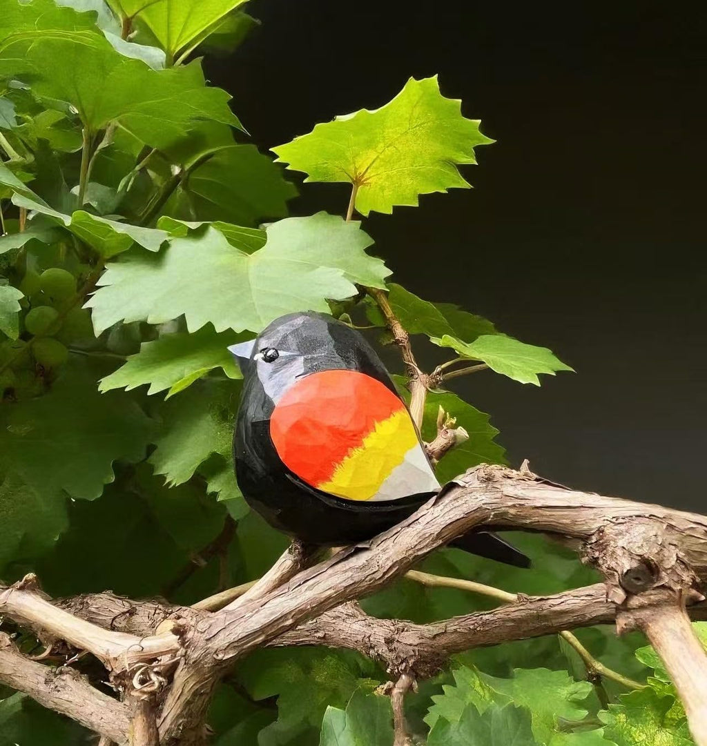 Hand-Carved Red-Winged Blackbird Figurines – Hand-Painted Wooden Bird Sculptures, Decorative Wood Bird Statues for Home & Office Décor, Gifts for Bird Lovers
