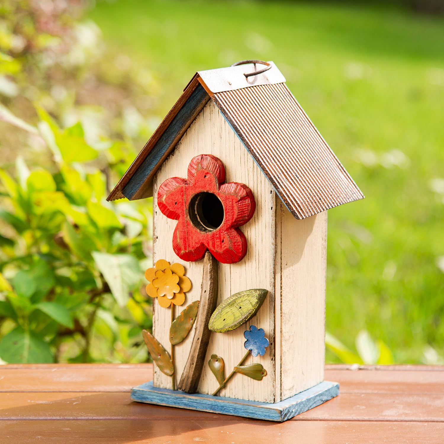 Glitzhome 10.2" H Hanging Bird House for Outdoor Patio Garden Decorative BirdHouse Pet Cottage Wooden Distressed Birdhouse with 3D Flowers, Washed White
