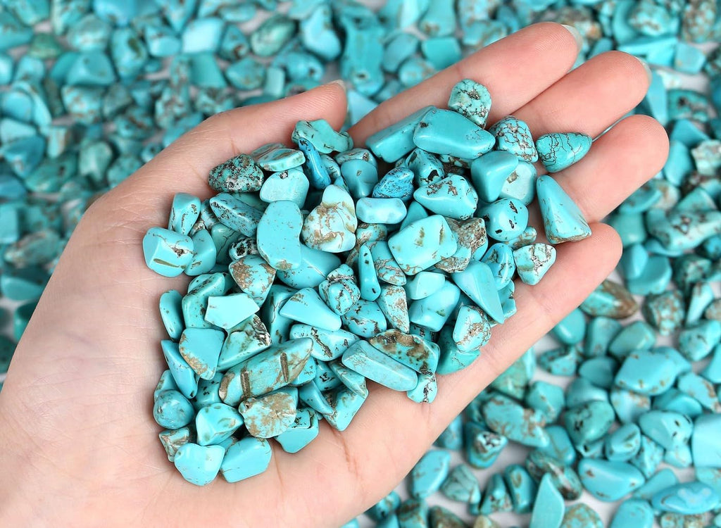 LAIDANLA Turquoise 1lb Crystal Polished Tumbled Stones Irregular Shaped Crystal Chips Bulk Natural Gemstone Aquarium Gravel Rocks Vase Filler Fish Tank Gravel Home Decoration